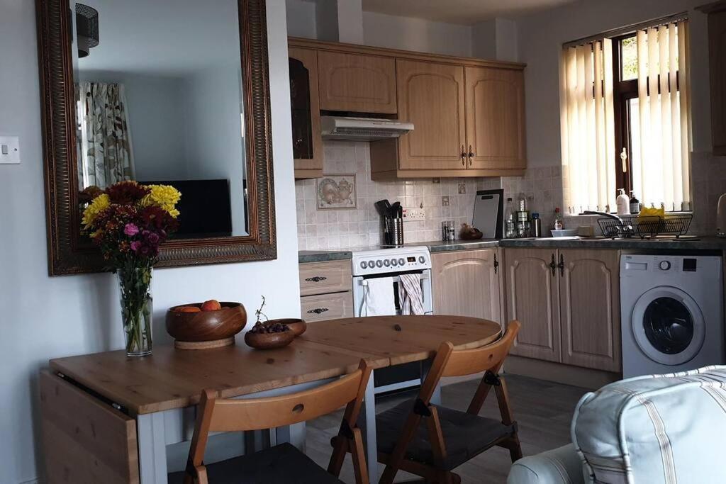 Seafront Apartment, Ground Floor, Free Parking Newcastle  Esterno foto